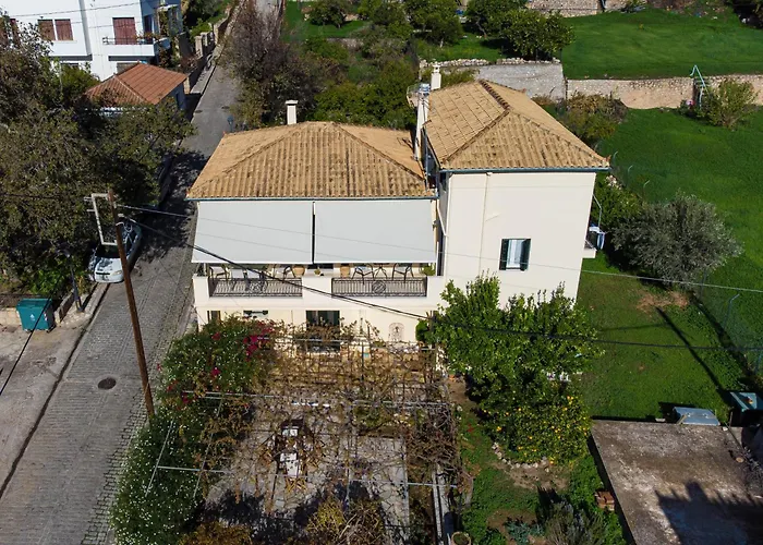 Διαμέρισμα Cozy Attic - Elia Chrisso